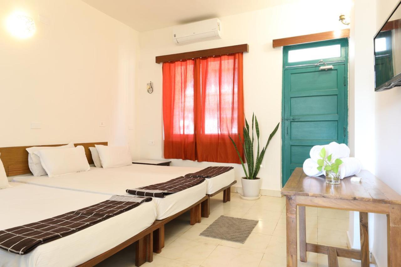 Teles Westend Hotel Marmagao Εξωτερικό φωτογραφία